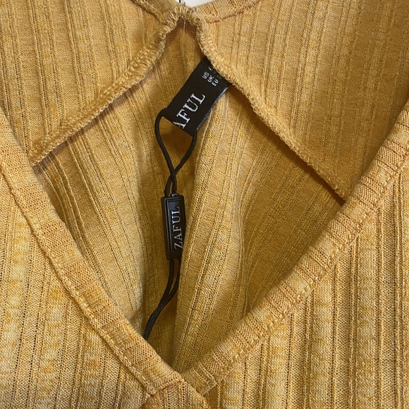 Yellow tank - Picture 3 of 3